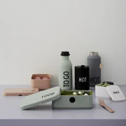 Botella TO GO Design Letters -Vajilla Tienda 30468 05 03 9d66dde815