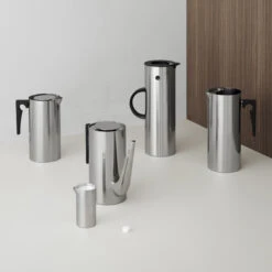 Stelton Jarra De Nata AJ Cylinda-line 15 Cl -Vajilla Tienda 39800 01 05 f61c7c0892