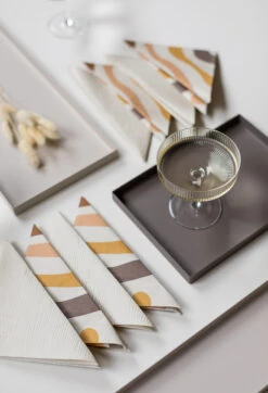 18 Servilletas Lines 16x16 Cm -Vajilla Tienda 506283 01 3 EnvironmentImage a1316b4ee9