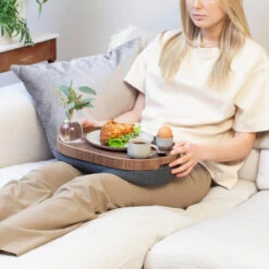 Bandeja Para Portátil Bosign Curvoline Medium 26x39 Cm 11 Bandeja Para Portátil Bosign Curvoline Medium 26x39 Cm -Vajilla Tienda 569617 01 41 EnvironmentImage d444f128d9