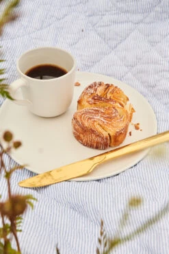 Aida 4 Cuchillos De Mesa Raw -Vajilla Tienda 572736 01 4 EnvironmentImage 8699b8745f