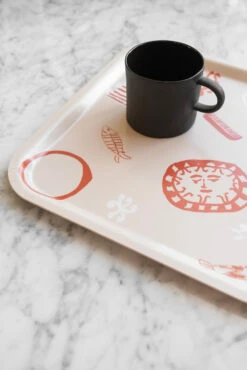 Bandeja Figures 32x32 Cm -Vajilla Tienda 581758 01 40 EnvironmentImage 59fe149093