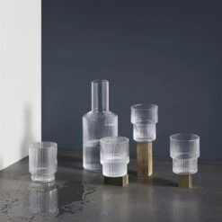 Ferm LIVING Botella Ripple -Vajilla Tienda p 28073 01 02 f29d690dd0